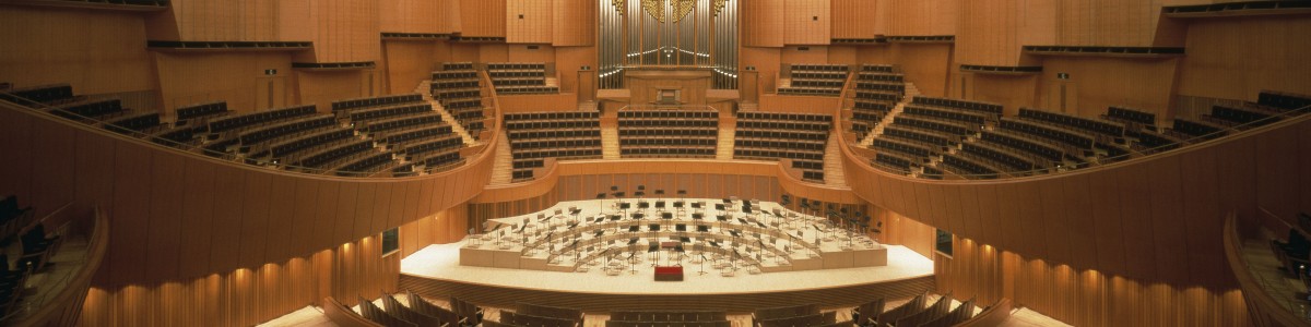 札幌地区大会の会場　　提供：札幌コンサートホールKitara